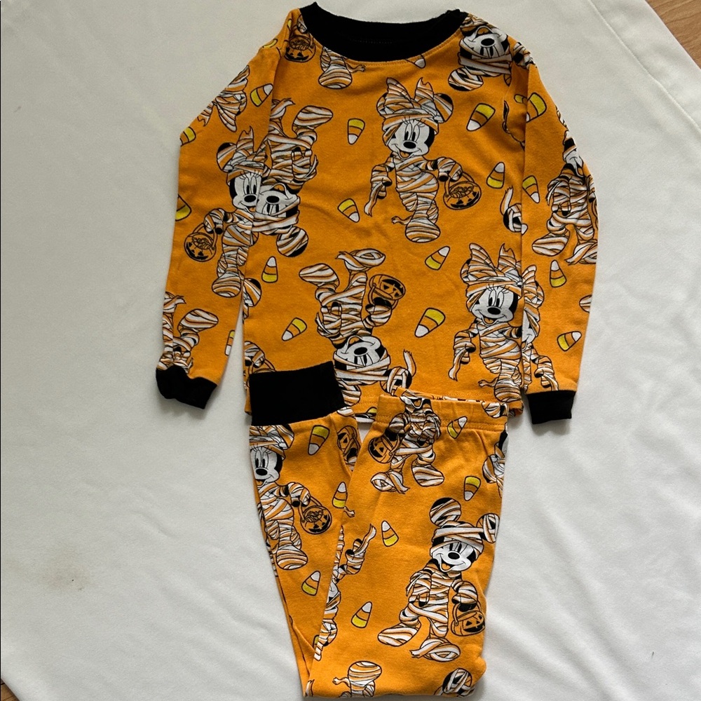 Disney Minnie Mouse Halloween Themed Pajama Set